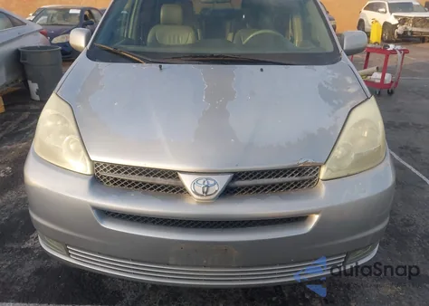 2004 Toyota Sienna Xle z USA, uszkodzony, nr VIN 5TDBA22C04S022463